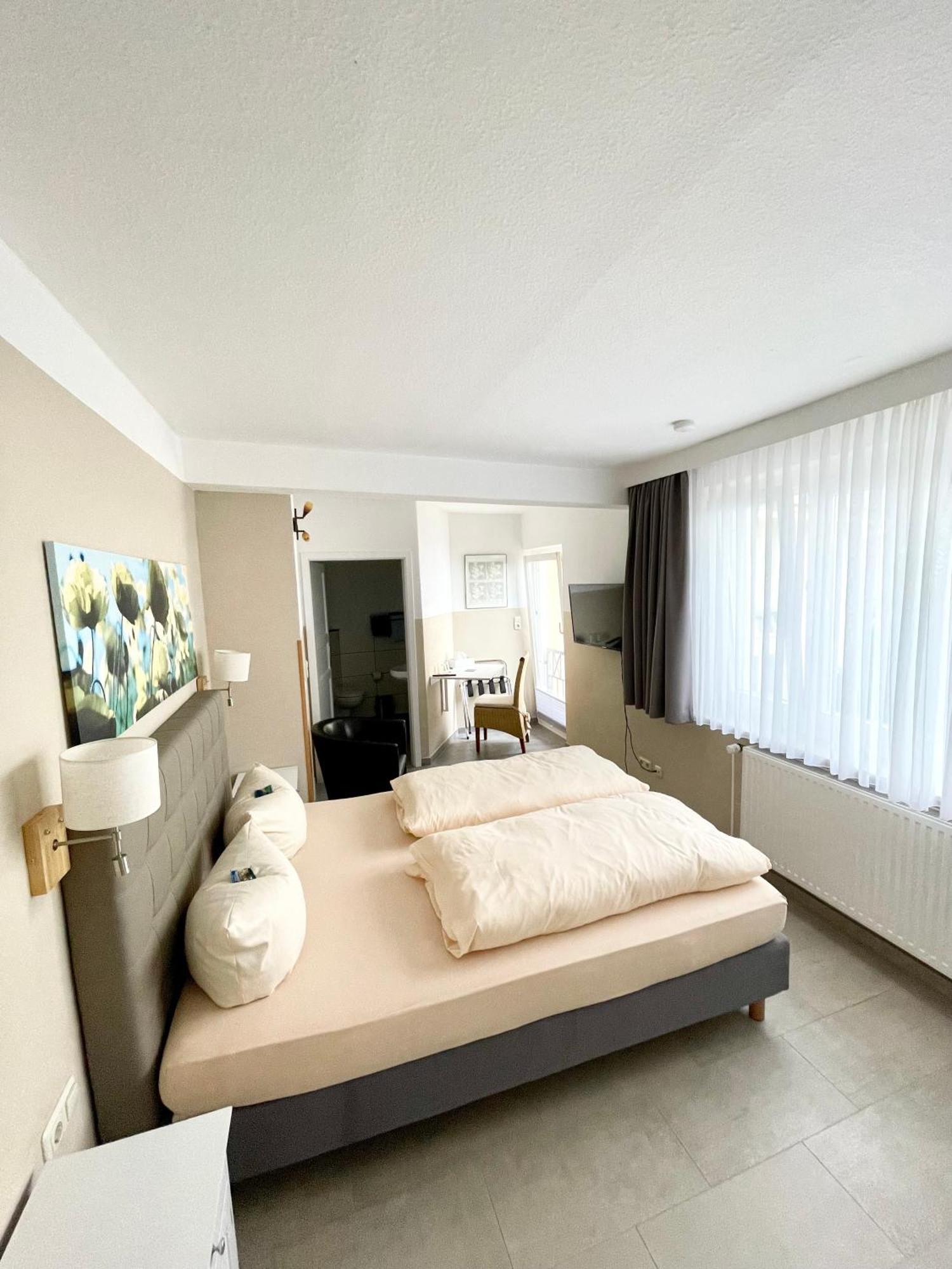 Gaestehaus Astrids Strandmuschel Binz Exterior photo